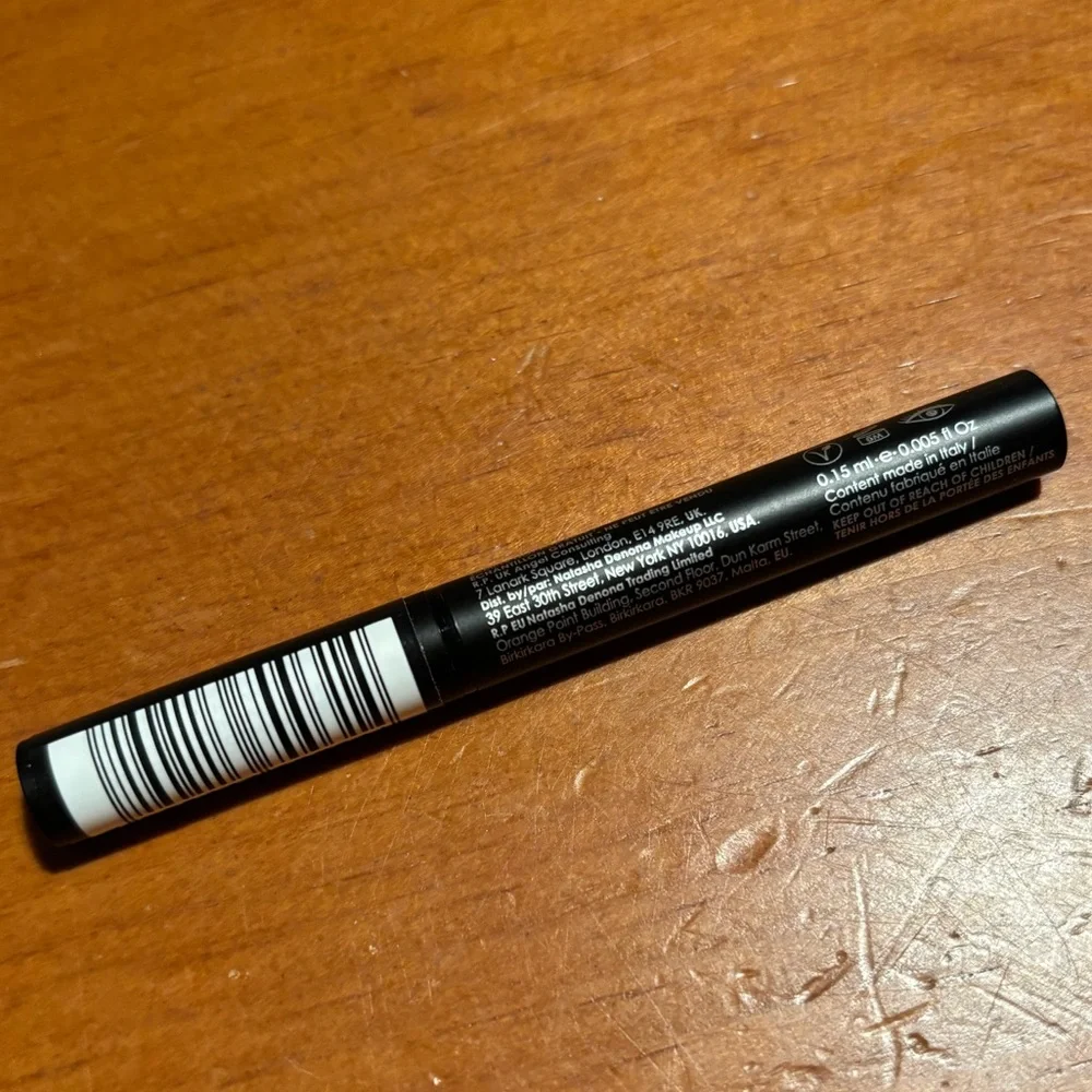 Natasha Denona Macro Blade Liquid Liner